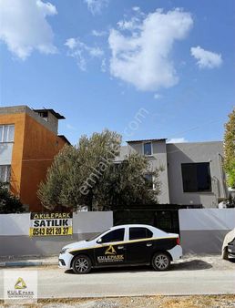 Kulepark~ayrıcalığı~ile~2~katlı~ultra~lüks~tasarımlı~müstakil2+1