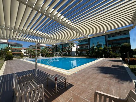 Manisa Muradiye Villalar Bölgesi Havuz Manzaralı Site İçi 2+1 Kapalı Mutfak Satılık Daire