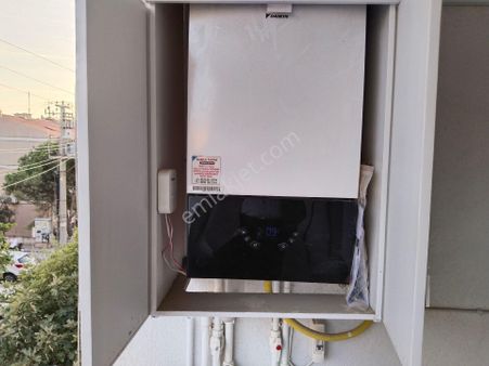 Bergama Fatih Mah Doğalgazlı Kapalı Mutfak Ara 2.kat 2+1 Geniş Kiralık Daire