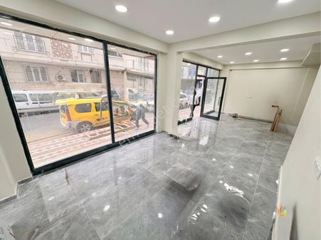 Baykal İnş.cebeci Mh.satılık Dükkan 2 Katlı Balkonlu 140m2