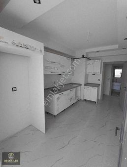 Ad-71 Evler Mah. Site İçi 2+1 Geniş Kiralık Daire