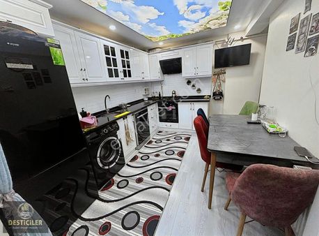 Md-ertaşa 200 Mt Özel Garajlı 3+1