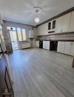 Hg-162 Emek Mah. Ertaş Cd. Eski Muhtarlık Yanı 140 M2 3+1 Daire