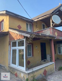 Körfez Elmacık Mahallesinde Satılık Içinde Ev Olan Tarla