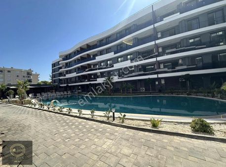 Kuşadasının En Kıymetli Lokasyonunda Sıfır Rezidans Daire