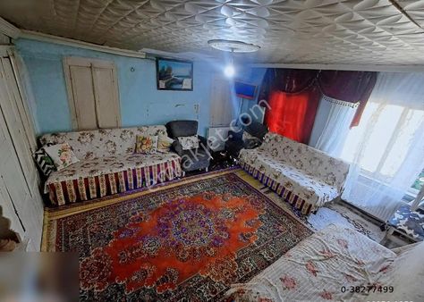 Kolçan Emlak'tan Satılık Ulucami Yakını Müstakil Ev