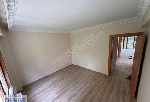 Yalova Kadıköy Mahallesinde Çınar Villalarında Kiralık 5+2 İkiz Villa