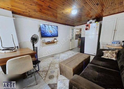 Balat Fener'de 1+1 Satılık 1. Kat Daire