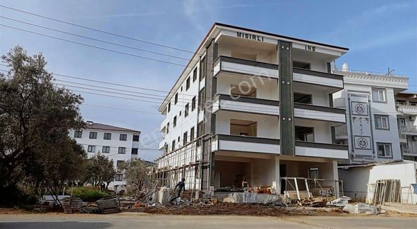 Dereağzı Mevkiinde Cadde Üzeri Denize 10 Adım Fırsat Daire