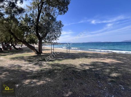 Çeşme'de Günübirlik İmarlı Denize Sıfır Arsa