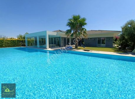 Çeşme Ilıca Mamurbaba Mevkiinde Satılık 1050m2 Arsa İçerisinde