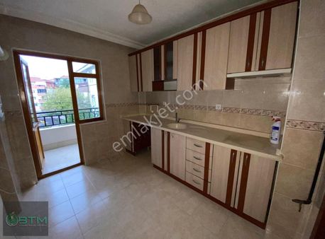 Pınarbaşı-yaşar Kemal Cd. Üzeri Asansörlü 3+1 Ara Kat Daire !