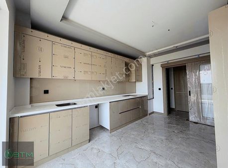 Törekent'in En Prestijli Sitesinde 3+1 Güney-ön Cp Ara Kat Daire