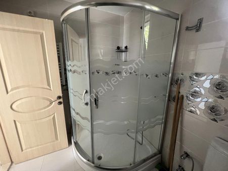 Göl Manzaralı Müstakil Satılık Komple Bina Ve 224 M2 Arsası