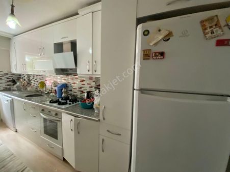 🏡dilşikar Mahallesi 🏡 ✅3+1 120 M2 5 Katlının 1 Katı ❇️kapalı Mutfak