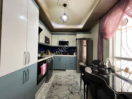 Yükseltepe Vadikent Yakını 1.kat Konumlu Ebeveyn Banyolu 3+1