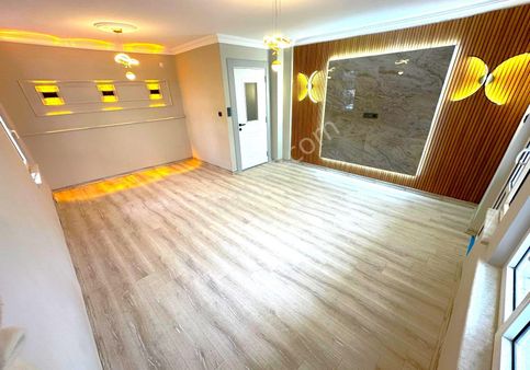 𝄞melodi'den Akçay'da Güzelliği İle Hayran Bırakan Ön Cephe Ayrı Mutfaklı 3+1 Satılık Daire