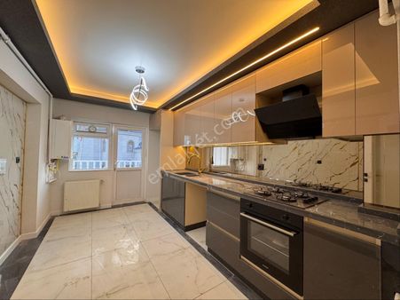 Pars'tan Osmangazi Mah Asansörlü Ara Katta Geniş 3+1 Fırsattt