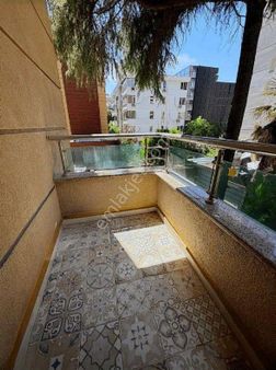 Bağdat Caddesine 2.bina Balkonlu 3+1 Kat Mülkiyet Tapulu Boş Oturuma Hazır