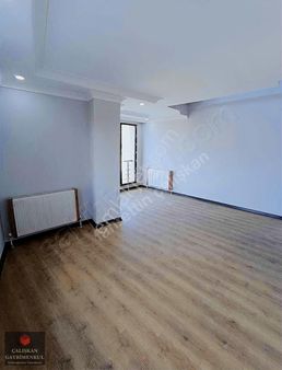 Arnavutköy'taşoluk'ta Satılık 4+2 Dublex Daire