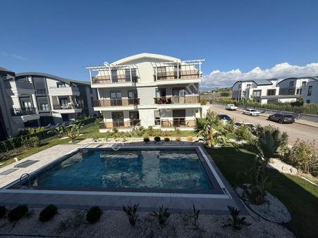 Manavgat Ilıca,da Havuzlu Satılık 2+1 Daire