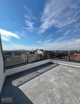 Ermaxnetten İdealtepe Minibüs Yolunda Satılık Dubleks Teraslı