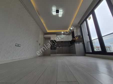 Poyraz Gayrimenkul'den Akçay'da Satılık 1+1 Daire