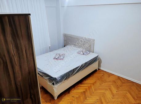 Kartal Merkezde Eşyalı 2+1 80 M2 Kullanışlı