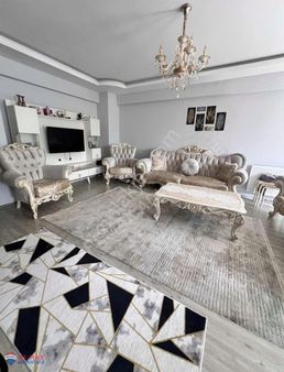 Remax Advantage - Demirci Merkezinde Fırsat Fiyatlı 4+1 Dubleks