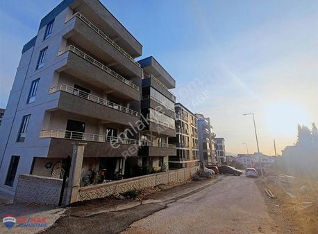 Remax Advantage'den Akçalar Da Göl Manzaralı Kiralık 3+1 Daire