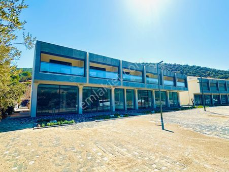 Kuştur Yolu Üstü, Ofis Kullanımına Uygun 1+1 Daire Satılık