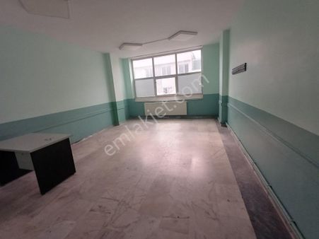 Zeytinburnu Nuripaşa Merv Cad'de 900m² 3kat İşhanında Kiralık Ofis Osmanlı Emlak