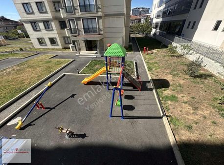 E-5 Üstü Panorama Pavlide Bahçe Katı 2+1 Ebevyn Banyolu Daire