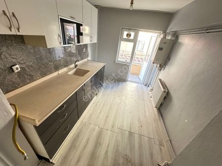 Akşemsettinde 3+1 Yüksek Giriş Masrafsız Daire!!