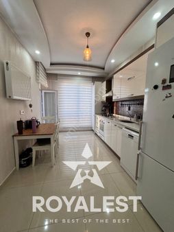 Royalest'ten Hasarsız Ara Kat Oldukça Bakımlı Cam Balkonlu 2+1