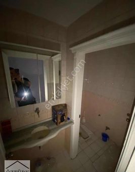 Atakum'da Anayolun Bir Sokak Üzerinde Kiralık 3+1 Daire