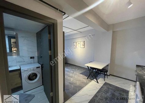 Havuzlu Site İçerisinde Lüks Eşyalı Satılık 1+1 Daire