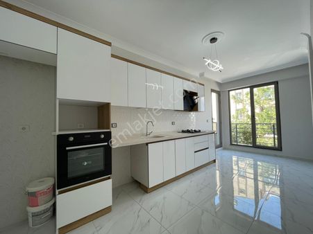 Parstan Altınkumda Ön Cephe Ara Kat Kapalı Otoparklı 2+1 Daire