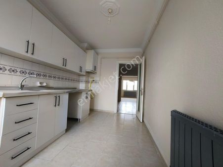 17 Eylül Mahallesi'nde 3+1 Temiz Kiralık Daire