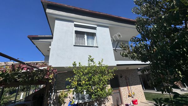 Turpa Arxes Dikili'den Havuzlu Müstakil Dubleks Bahçeli Villa