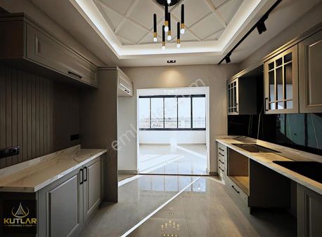 Kutlar'dan Akkent De Yaşam Kalitenizi Arttıracak*2,5+1*daireler!