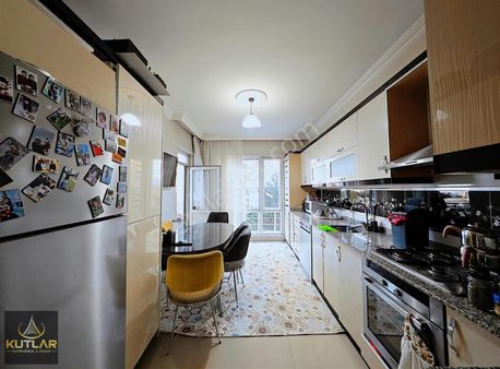 "kutlardan Karataşta Cadde Üzeri Lüks Fırsat Daire "...