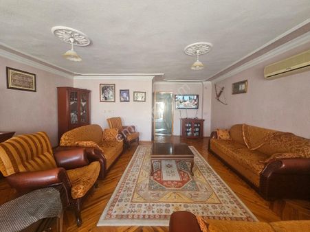 Rota Gayrimenkulden Akkonak Mahallesinde Geniş Ve Kullanışlı 3 +1