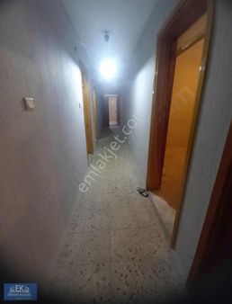 Karabağlar Pekerde 3+1 130 M2 Kısmi Tadilatlı Satılık Daire