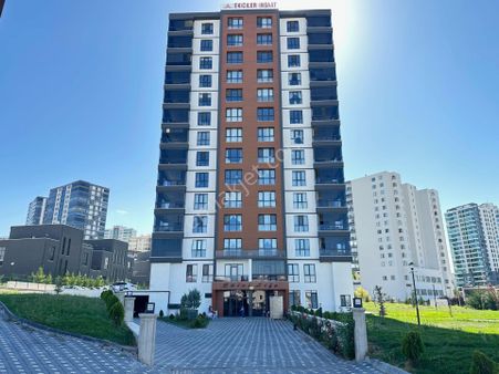 Turyaptan Bağlıcanın Kalbinde, Modern Ve Konforlu 2+1 Daire Satışta