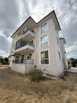 Ortaca Cumhuriyette 2+1 Bahçeli Giriş Kat Daire Satılık.