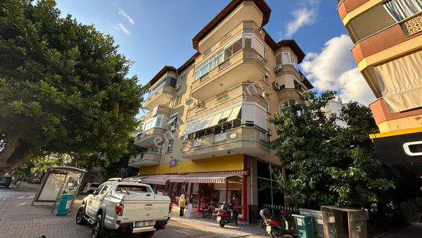 25 Metrelik Yol Şok Market Üstü Kiralık 3+1 Daire