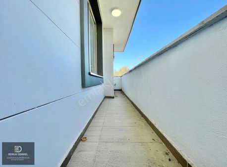 Berkay Demirel'den İkizçayda Ebeveyn Banyolu 3+1 Daire