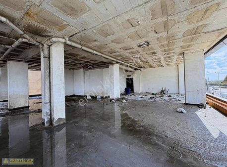 Prestijden Ana Cadde Üzeri Tabela Değeri Yüksek 820m2