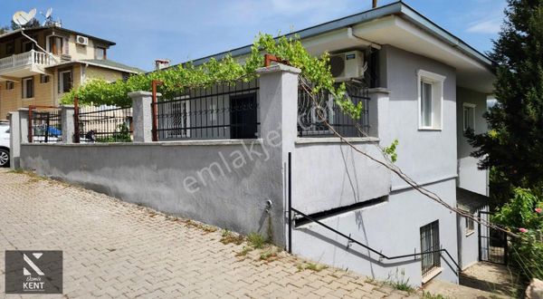 Bornova Çiçekliköy Satılık Müstakil Ev | 1.000 M2 Bahçe